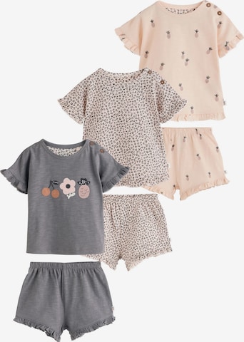 Next Set: T-Shirt und Shorts in Mischfarben: Vorderseite