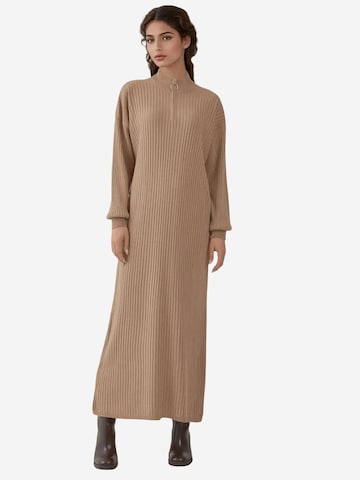 Bigdart Gebreide jurk in Bruin: voorkant