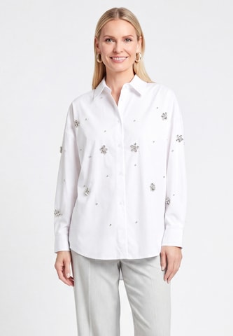 usha WHITE LABEL Blouse in White: front