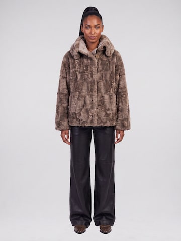 BLONDE No. 8 Between-season jacket 'Anjy' in Brown: front