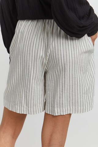 ICHI - regular Pantalón plisado en beige