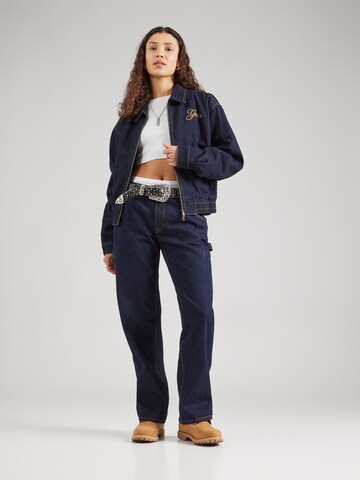 GUESS Originals Lużny krój Bojówki 'Carpenter' w kolorze niebieski