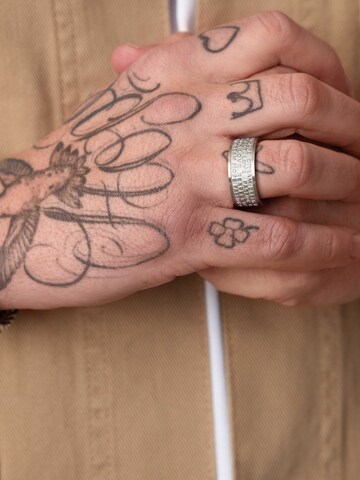 Bague Lucardi en argent : devant