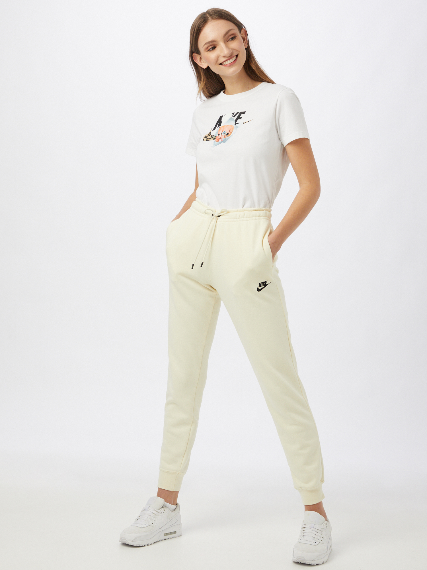 Nike Sportswear T-Shirt in Weiß 
