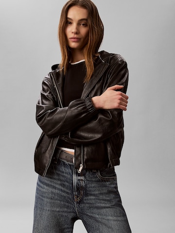 Calvin Klein Jeans Regular Jacke in Schwarz