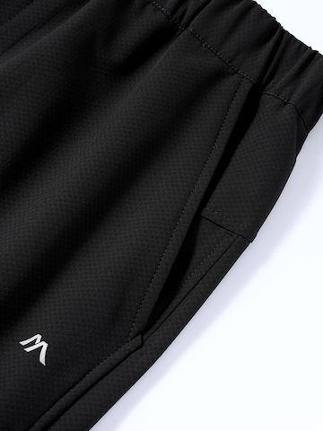 YOUTHUP - regular Pantalón de montaña 'SAUMREGULIERUNG' en negro