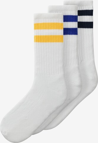 NAME IT Socks 'BRYAN' in White: front