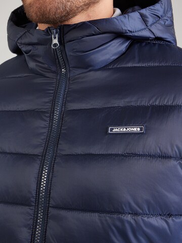 Geacă de primăvară-toamnă 'JWHLOGAN' de la JACK & JONES pe albastru