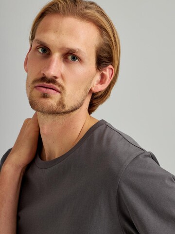 ThokkThokk Shirt in Grey