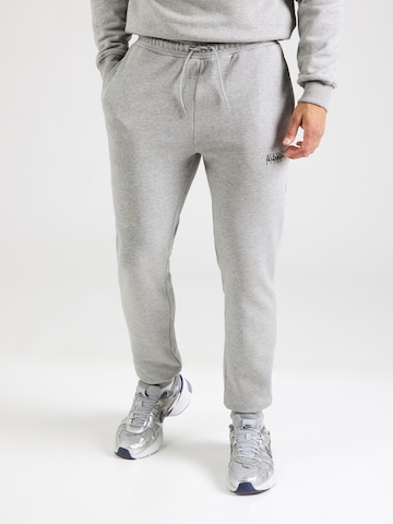 Effilé Pantalon 'M-GORI' NAPAPIJRI en gris : devant