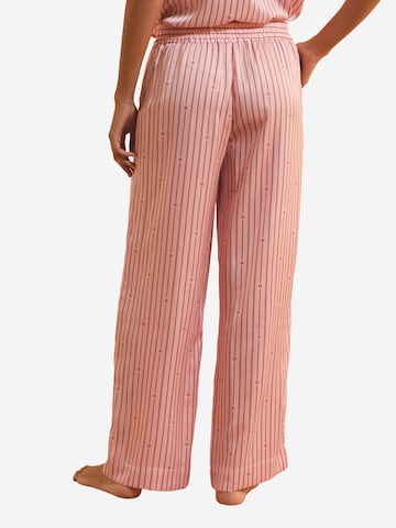 Pantaloncini da pigiama 'Rumi' di ETAM in rosa