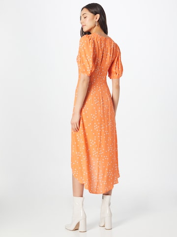Closet London Kleid in Orange