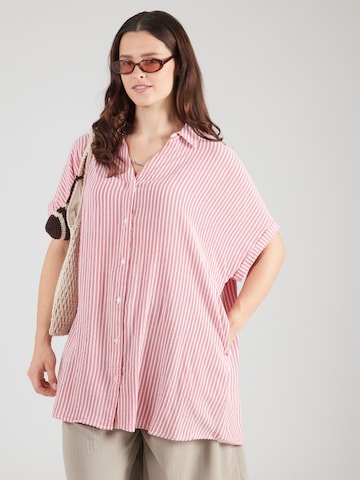 Camicia da donna 'CARPenna' di ONLY Carmakoma in rosa: frontale