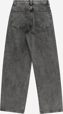 GRUNT Loosefit Jeans in Grau