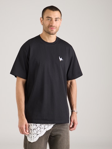 Iriedaily - Camiseta 'Pigeon Finger' en negro: frente