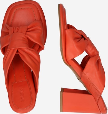 BRONX Mules 'Leia-lee' in Red