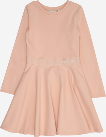 Calvin Klein Jeans - Vestido en rosa: frente
