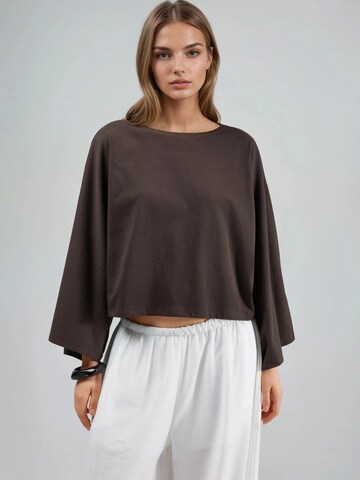 Busem Bluse in Braun