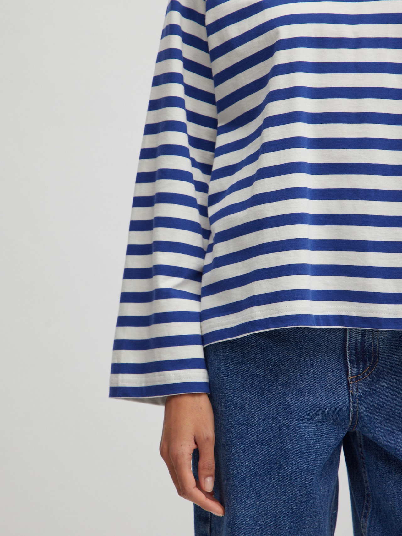 EDITED Neuheiten Shirt 'Verlee' blau