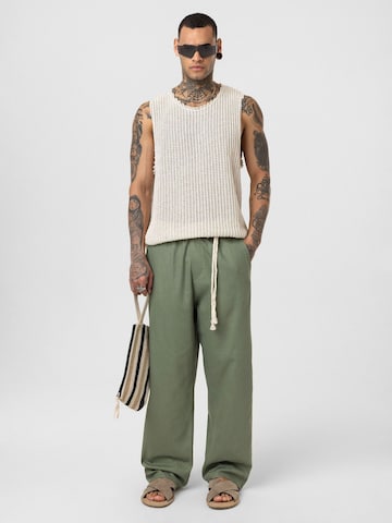 Dandalo Regular Trousers in Green