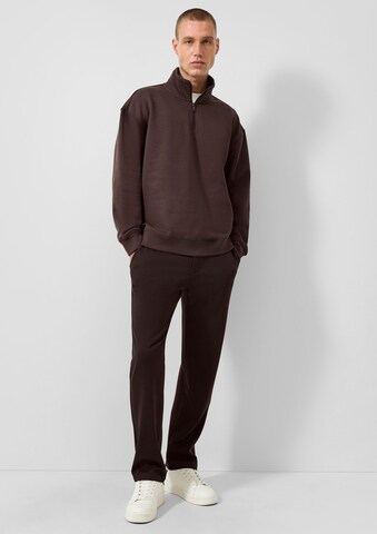Regular Pantalon chino QS en marron