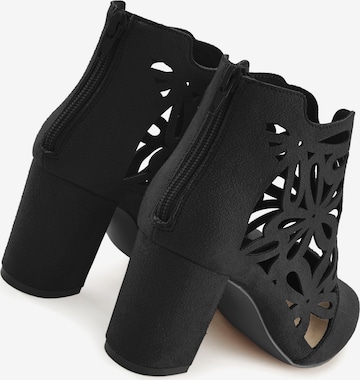 LASCANA Ankle Boots in Black