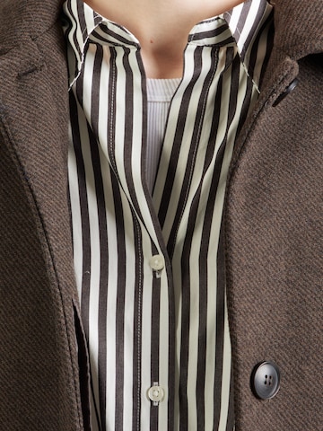 JDY Pusero 'JDYVESPER' värissä valkoinen