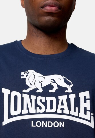 Maglietta ' ST. ERNEY ' di LONSDALE in blu