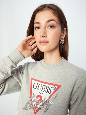 Felpa di GUESS in grigio