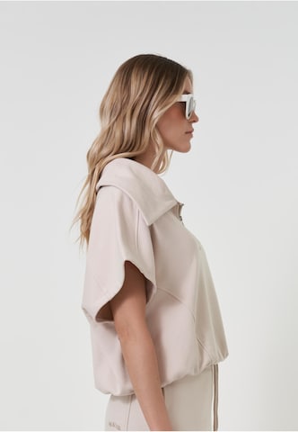 OH APRIL Sweatshirt in Beige