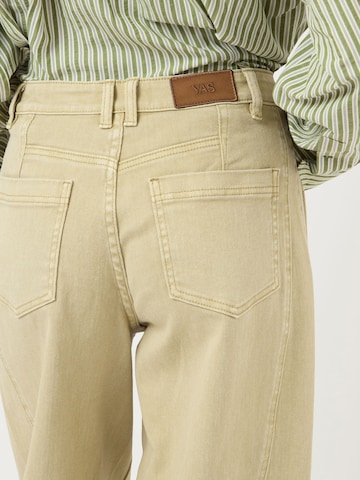 Baggy Jeans di YAS in verde