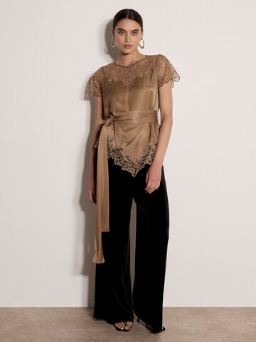 Apricot Blouse ' Satin-Top ' in Goud