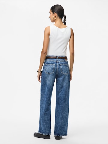 PIECES Top 'PCAMELIA' in Black