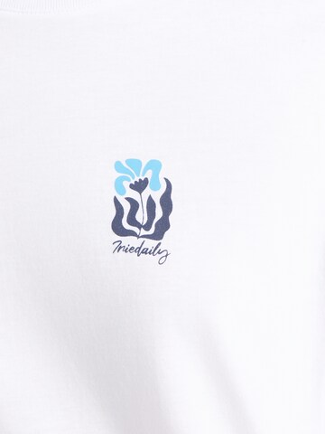 Tricou 'Square Flowers' de la Iriedaily pe alb