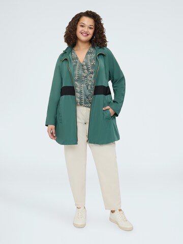 Fiorella Rubino Wintermantel in Groen