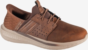 SKECHERS Sneakers laag 'Skechers Slip-Ins: Slade - Zachary' in Bruin: voorkant