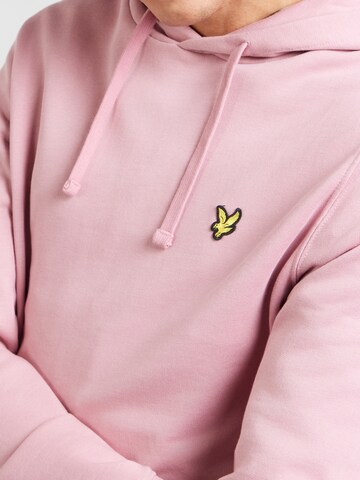 Lyle & Scott Sweatshirt in Roze