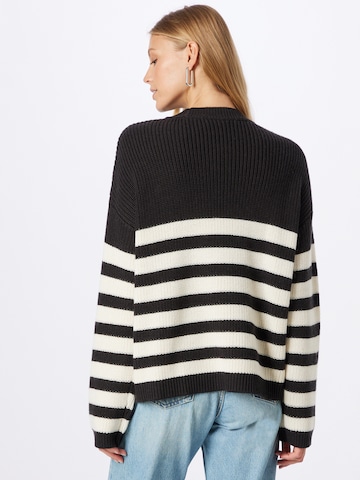 minimum Пуловер 'BRINNY' в черно