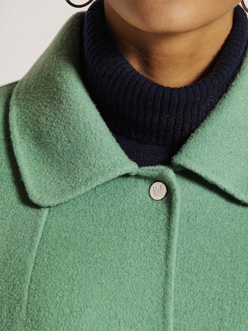 Manteau mi-saison MADELEINE en vert
