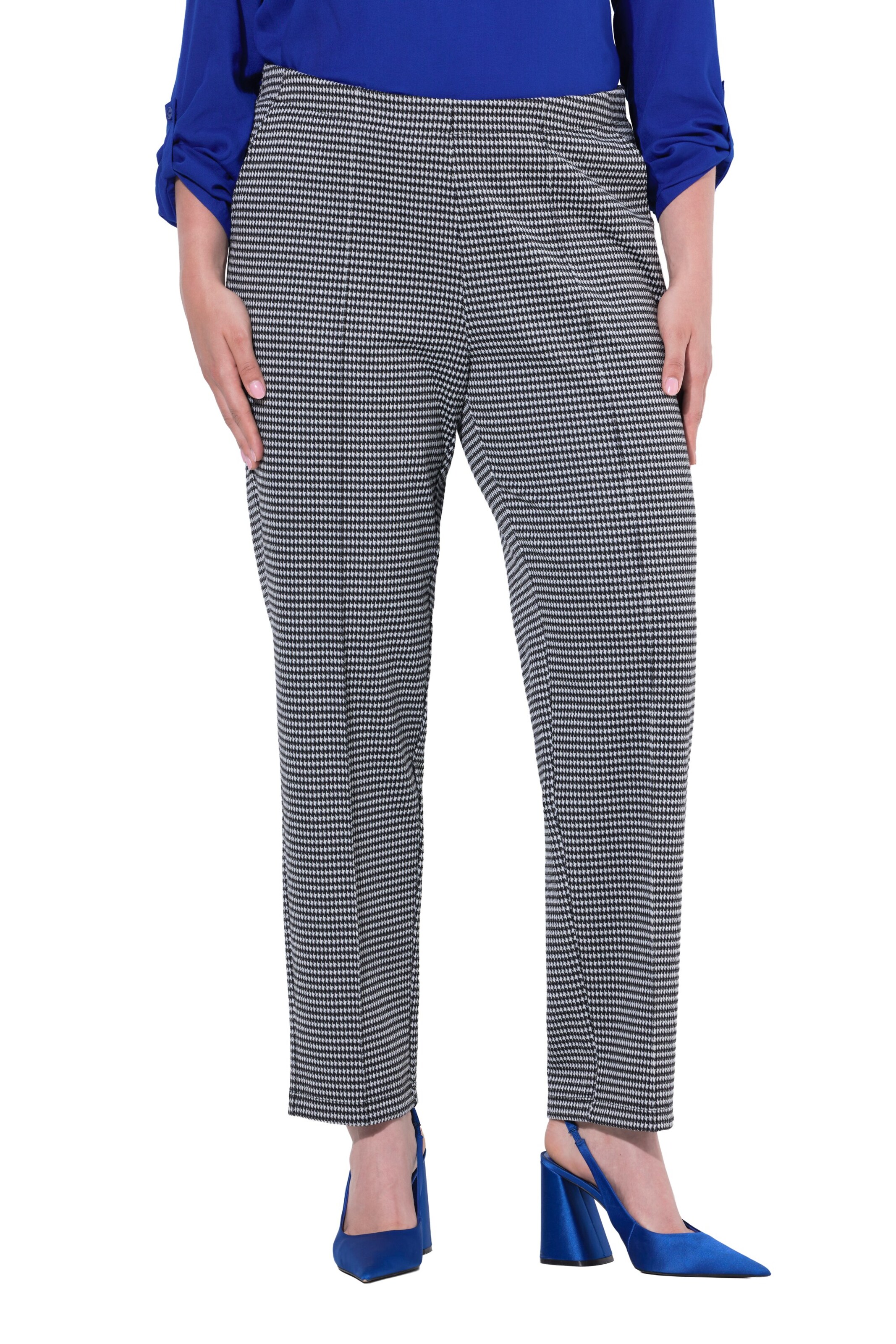 Ulla Popken Slim fit Trousers in Black: front