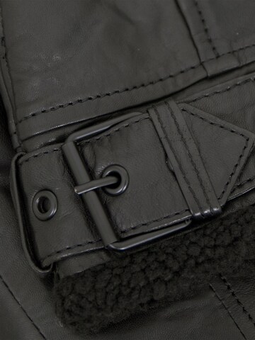 2.0 by Mauritius Tussenjas 'G2MEnno' in Zwart