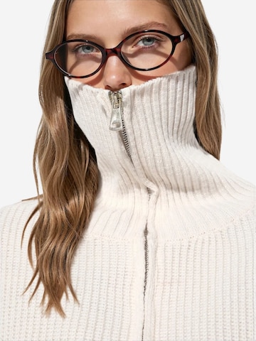 Viorna Knit cardigan 'Strickjacken' in Beige