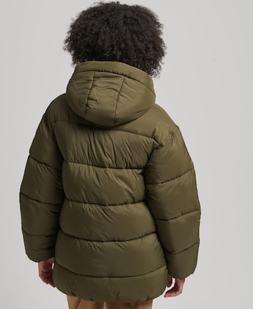 Superdry Kurtka zimowa 'Cocoon' w kolorze zielony