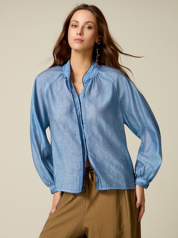 Camicia da donna di oltre in blu