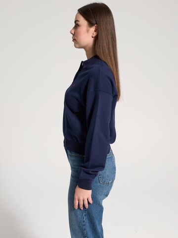 NOWIHT - Sudadera 'Morwenna' en azul