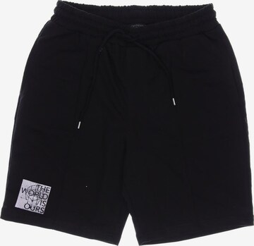 Trendyol Shorts in 31-32 in Black: front