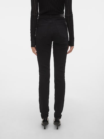 VERO MODA Slimfit Jeans 'JUNE' i sort