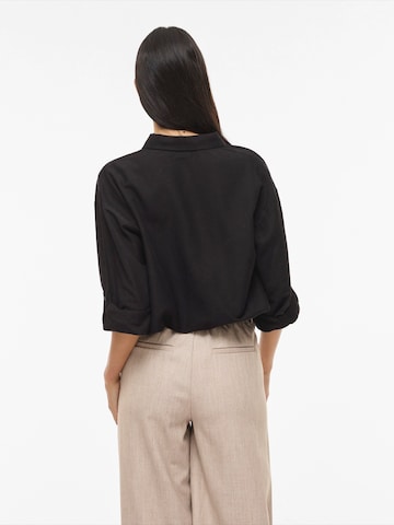 VILA - Blusa en negro