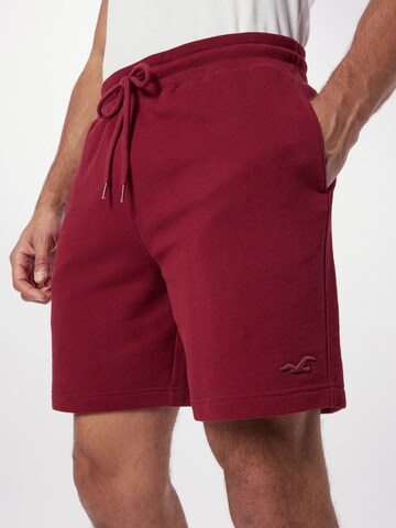 HOLLISTER Regular Shorts in Rot