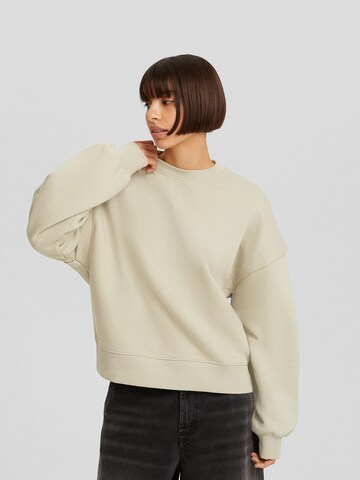 Sweat-shirt Bershka en beige : devant